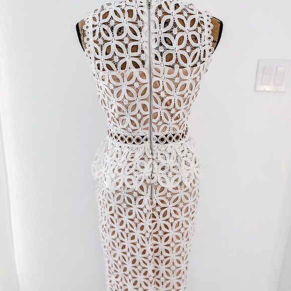 Midi lace boutique dress - Picture 5 of 5